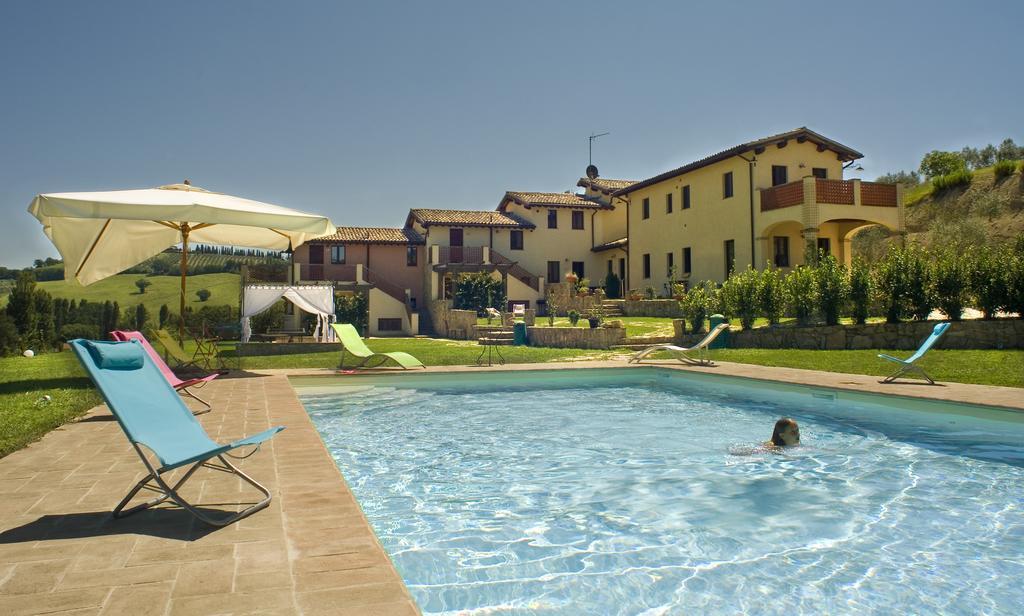 Aparthotel Borgo Le Capannelle à Castel Ritaldi Extérieur photo